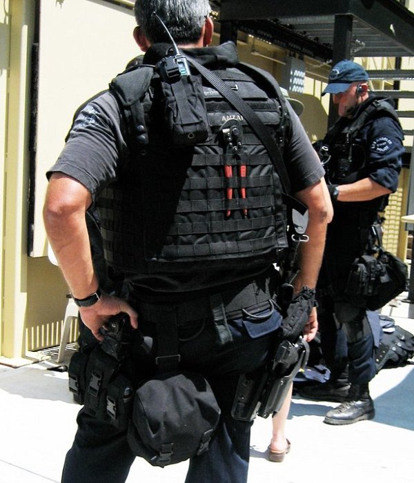 最大94%OFFクーポン サンフランシスコ警察の body armer 防弾チョッキ ...