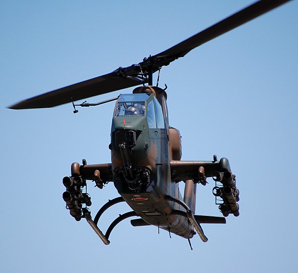 AH-1S ΐԃwRv^[